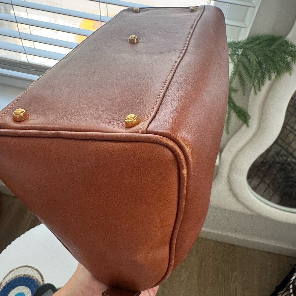 Gucci Authentic Vintage Bamboo Handle Bag - Brown Leather with COA - Picture 16 of 17